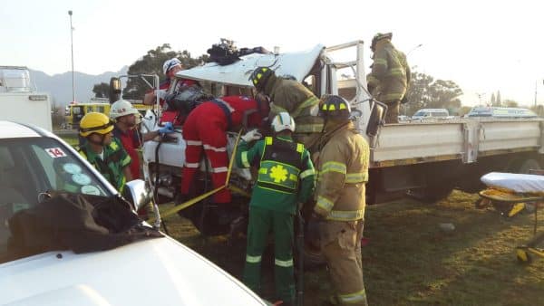TWO TRUCKS CRASH LEAVES 10 INJURED Two trucks collide injuring ten Worcester. e1471426500406