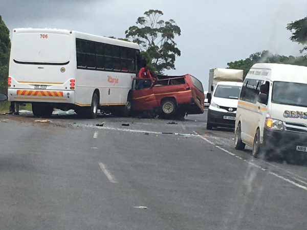 5 killed in taxi and bus headon in KZN IMG 20161114 163808 e1479134377784