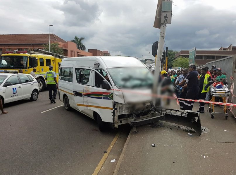 19 injured in Durban CBD taxi crash alice st