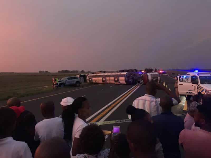 WATCH: 11 Dead, 8 injured in horrific Villiers crash on N3 villiers crash