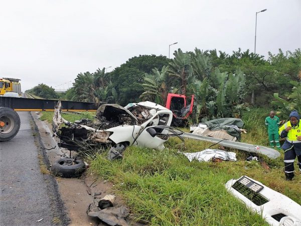 Two killed in N2 truck and bakkie crash IMG 20190326 WA0392