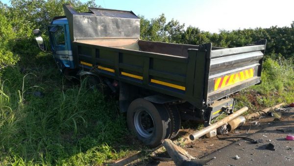 Six killed in truck and bakkie head-on crash near Durban IMG 20190429 162329