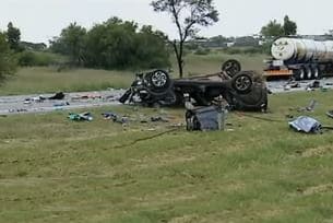 6 killed in n1 truck and car head-on collision