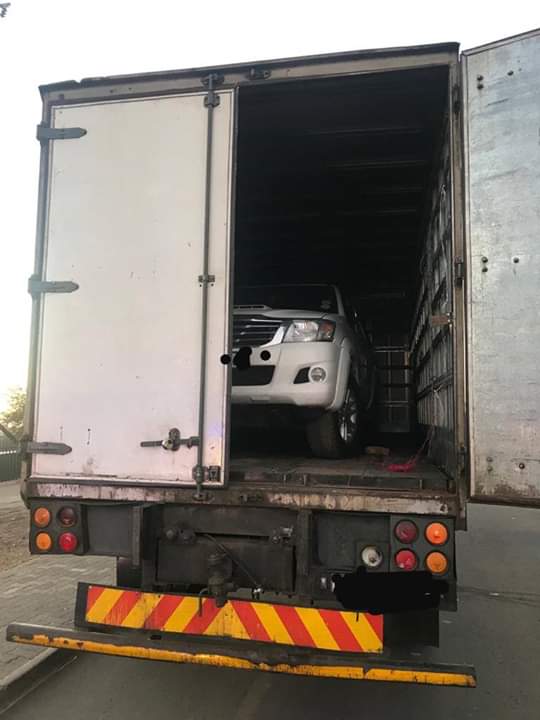 Criminals using closed trucks to smuggle stolen vehicles into Mozambique IMG 20200719 WA0038