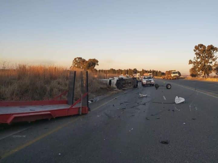 accident with detached trailer r59