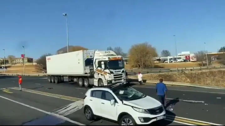 truck dashcam crash n3