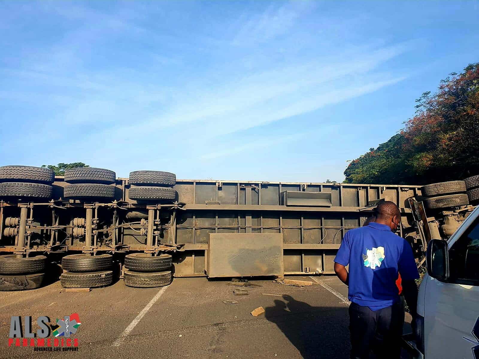 M7 east before the N3 closed to traffic following truck crash 20210629 155607