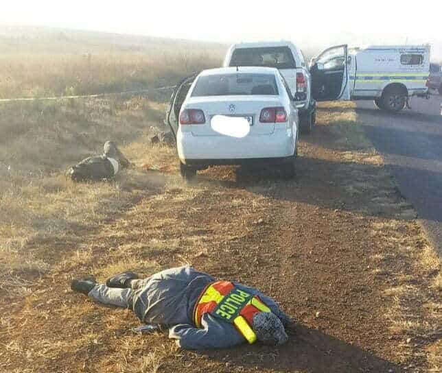 Hijack victim, 2 bogus cops killed in dramatic shootout on R50 Blue light gang killed in shootout