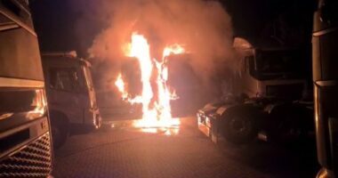 Volvo trucks burnt Amanzimtoti