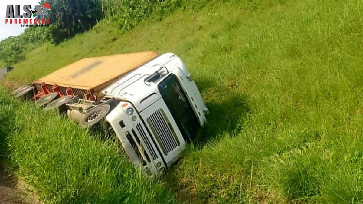 Driver killed n2 accident