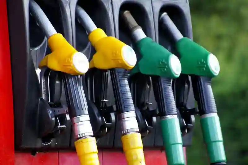 Fuel levy relief only way to avoid hitting R25 per litre of petrol