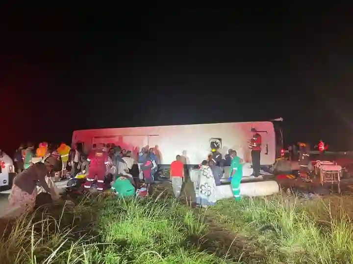 N2 Tinley Manor bus crash leaves 75 people injured