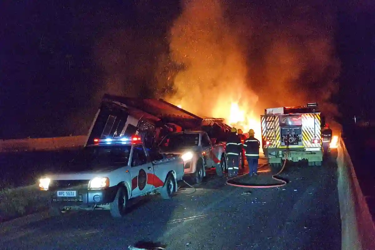 Watch: N3 southbound closed after Peter Brown, truck on fire following crash