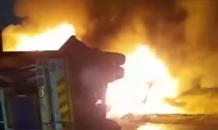 Watch: N4 closed at Moamba toll after 3 trucks collide and catch fire