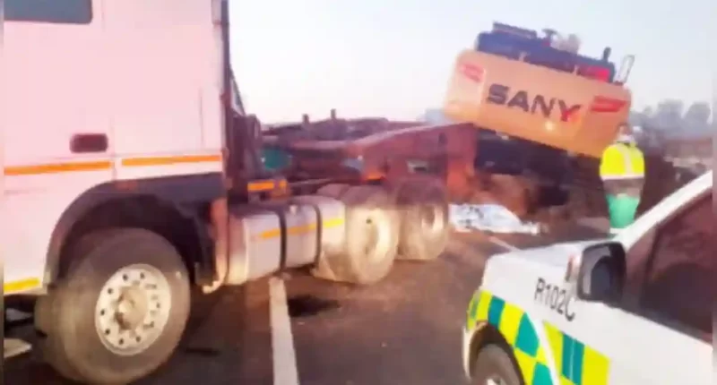 Clean up crew killed as truck plough into crash scene on N3 at Estcourt
