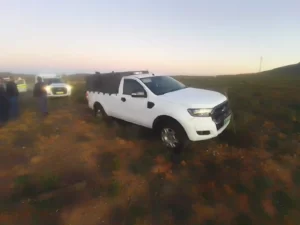  3 truck wheel thieves caught red-handed stripping truck on N7