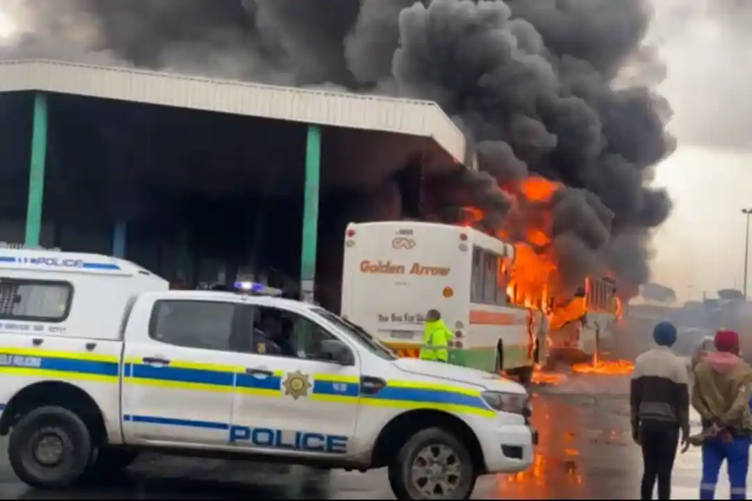 Watch: 4 Golden Arrow buses, truck petrol bombed in Cape Town