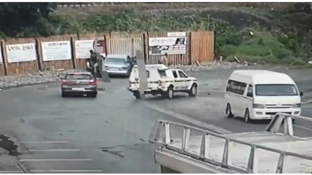 Watch: Police van driver shows fleeing suspects who is boss