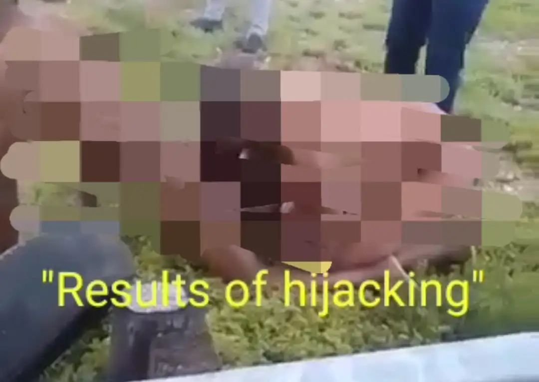 Hijackers caught and forced to 'somgaga' on camera
