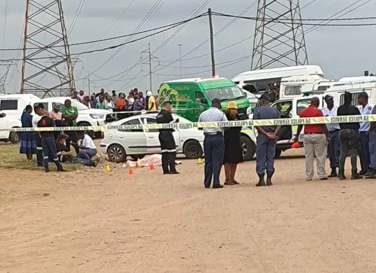 Motorist Shoots Policewoman Dead Then Kills himself At Crash Scene In Emalahleni