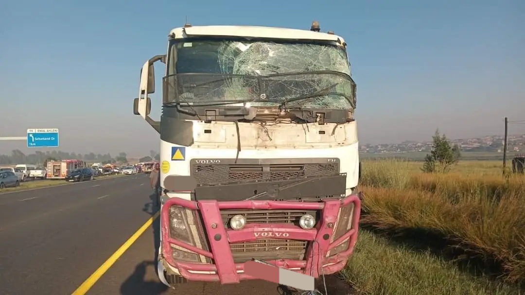 Sa Trucker Condemns the Harassing of Trucker Involved in Fatal N4 Emalahleni crash